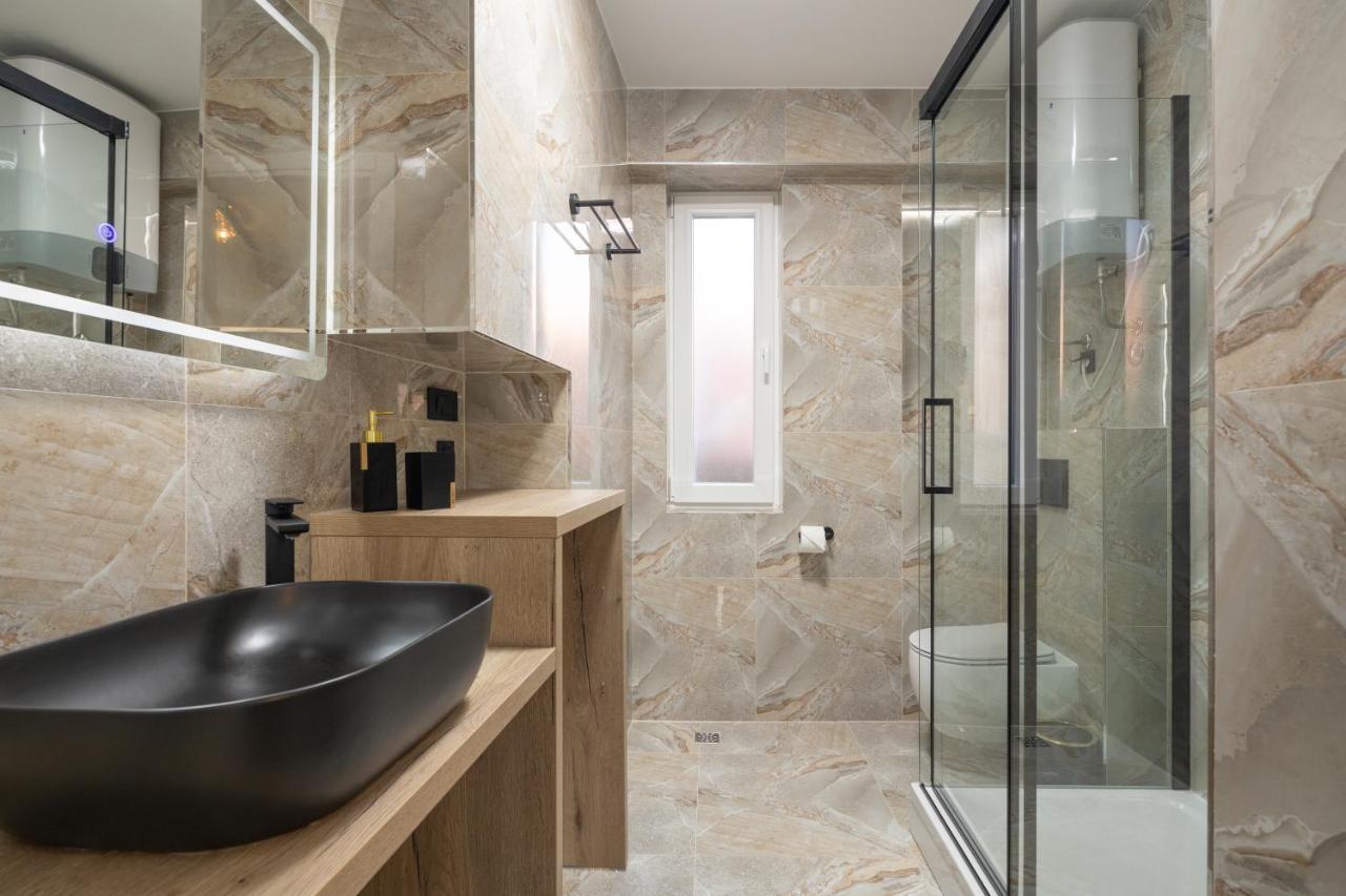 Luxury Accomodation Duje Split Exterior photo