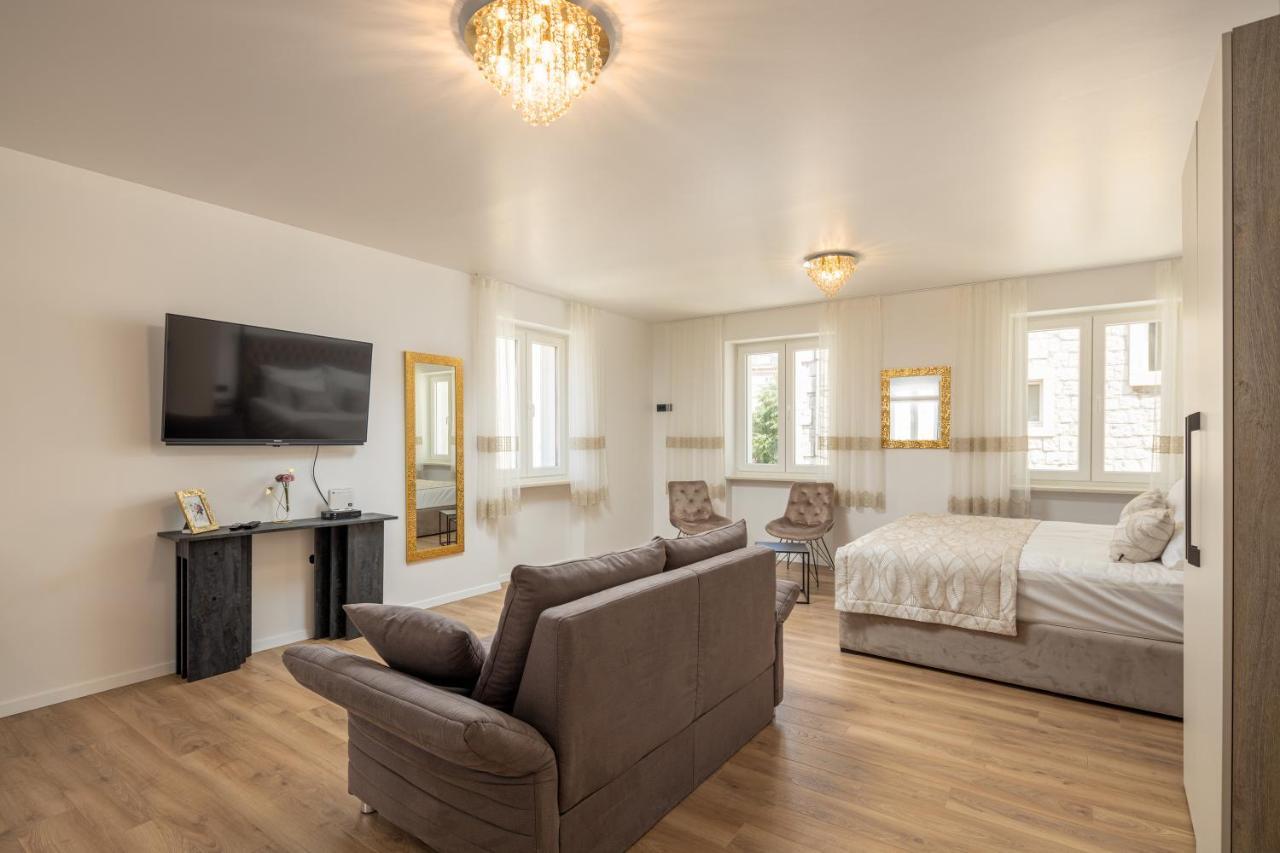Luxury Accomodation Duje Split Exterior photo