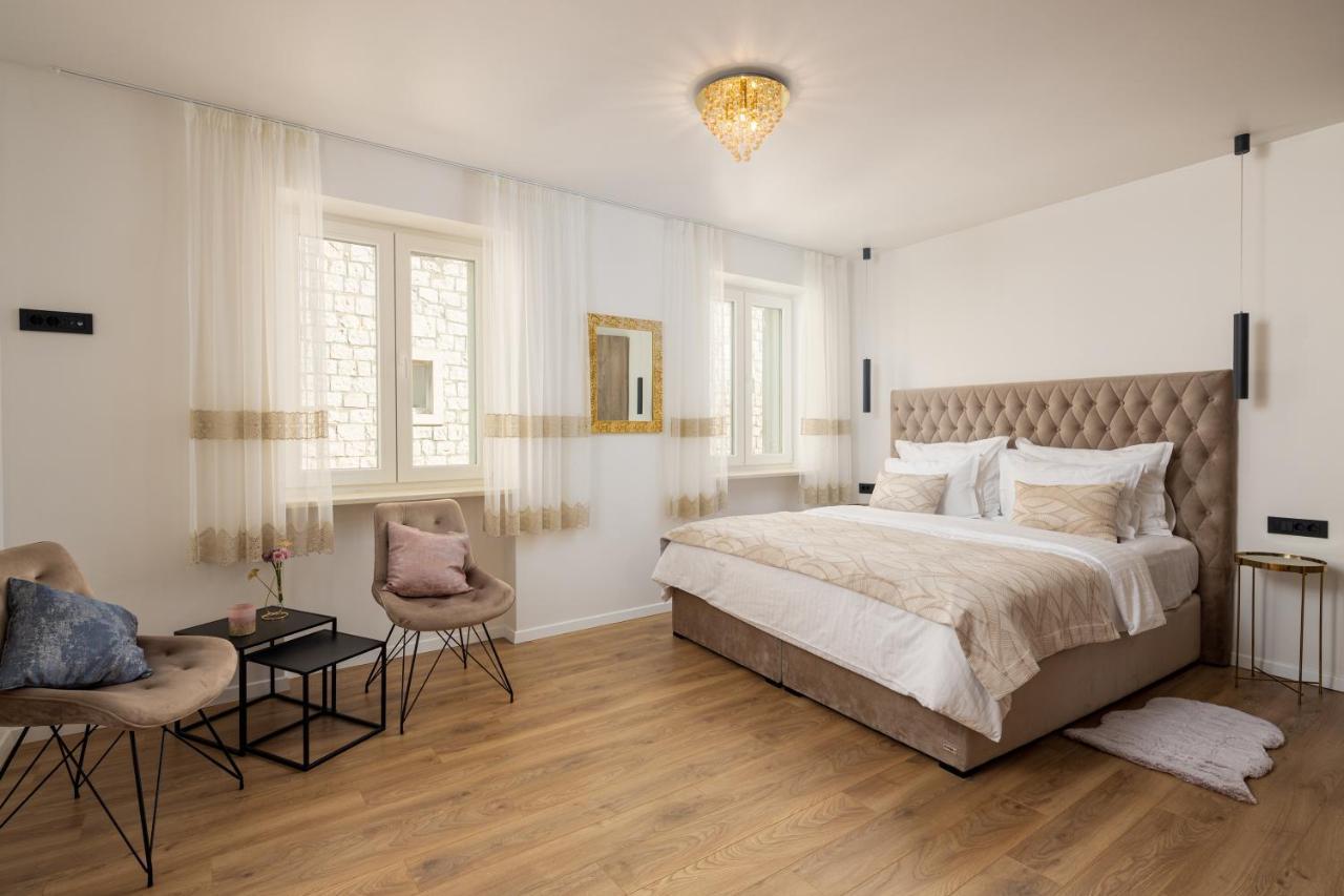 Luxury Accomodation Duje Split Exterior photo